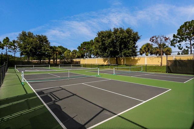 9009 Houndslake Court, Port St Lucie, FL 34986