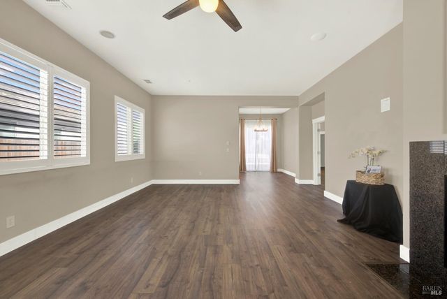 1721 Beale Cir, Suisun City, CA 94585