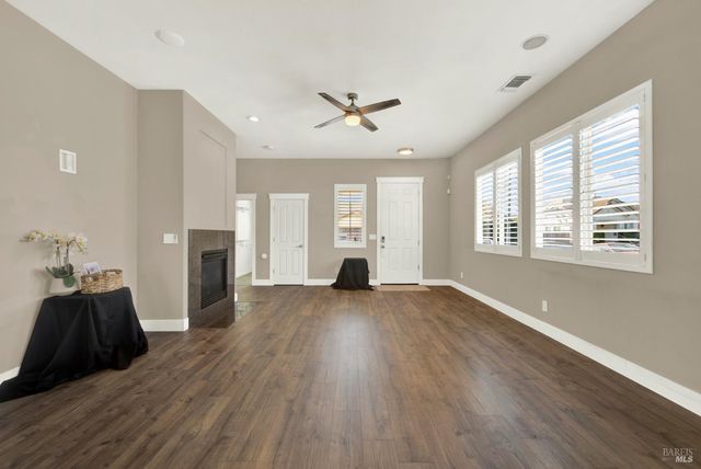 1721 Beale Cir, Suisun City, CA 94585