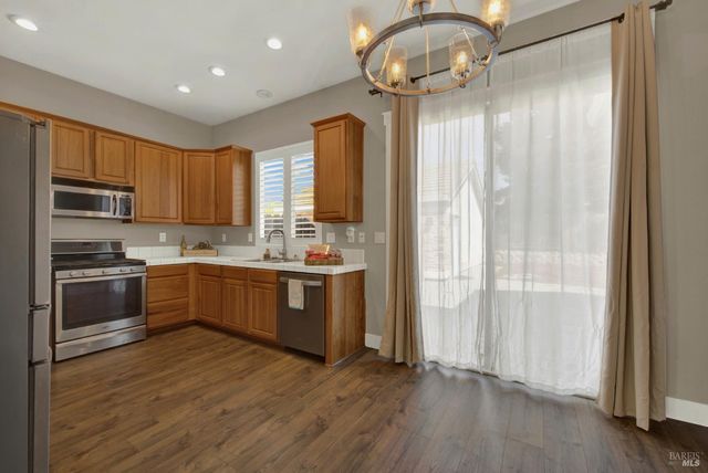 1721 Beale Cir, Suisun City, CA 94585