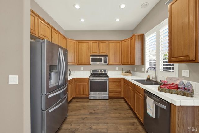 1721 Beale Cir, Suisun City, CA 94585