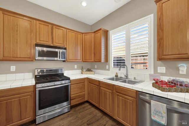 1721 Beale Cir, Suisun City, CA 94585