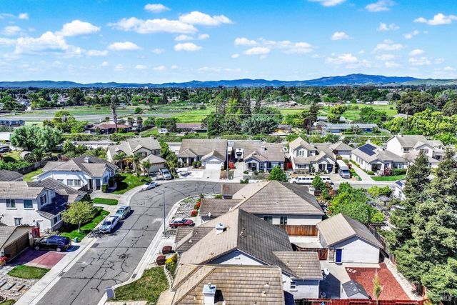 1721 Beale Cir, Suisun City, CA 94585