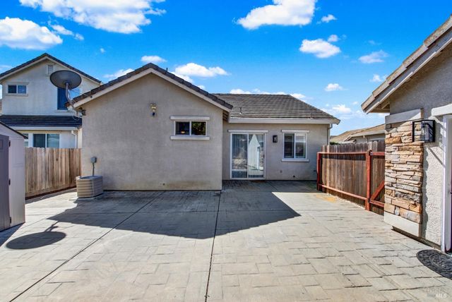 1721 Beale Cir, Suisun City, CA 94585
