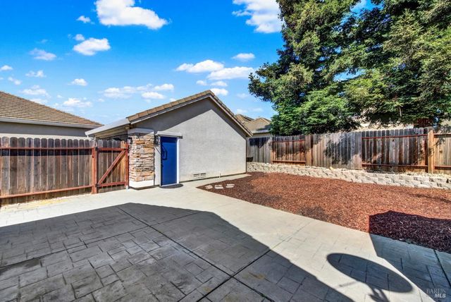 1721 Beale Cir, Suisun City, CA 94585