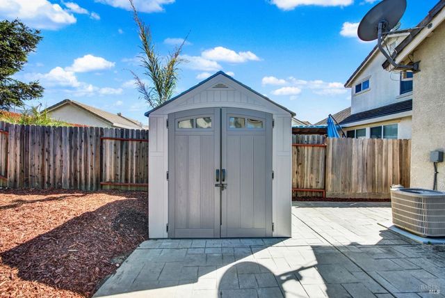 1721 Beale Cir, Suisun City, CA 94585