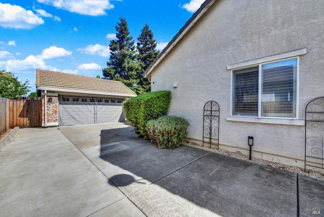1721 Beale Cir, Suisun City, CA 94585