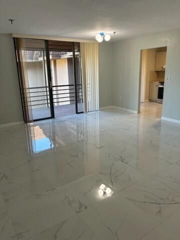 661 NE 195th Street 314, Miami, FL 33179