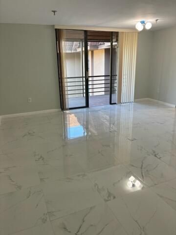 661 NE 195th Street 314, Miami, FL 33179