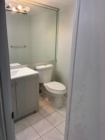 661 NE 195th Street 314, Miami, FL 33179