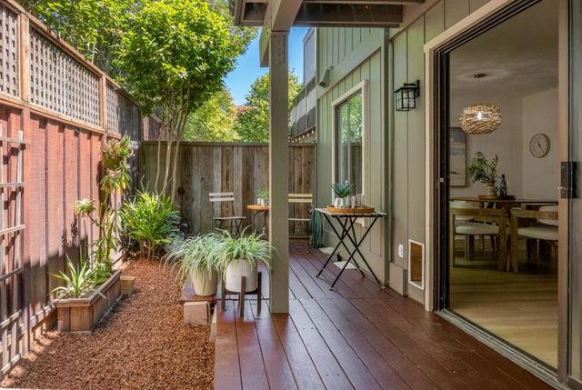 574 Spinnaker Court, Santa Cruz, CA 95062