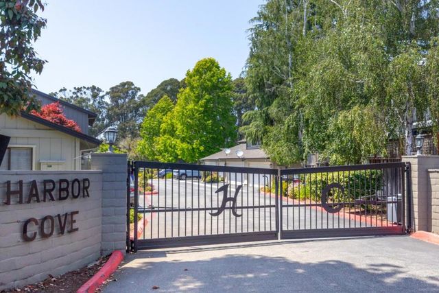 574 Spinnaker Court, Santa Cruz, CA 95062