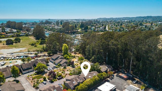 574 Spinnaker Court, Santa Cruz, CA 95062
