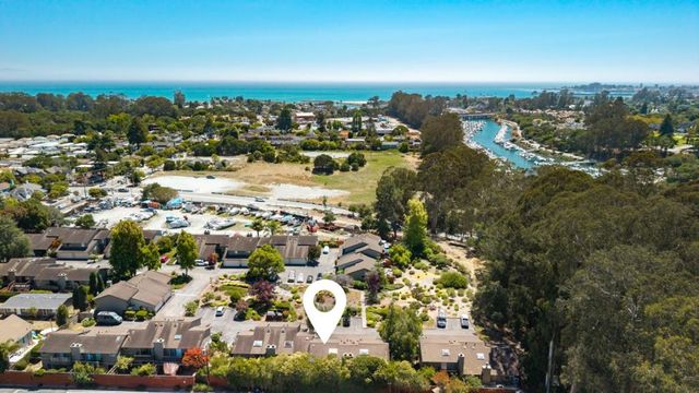 574 Spinnaker Court, Santa Cruz, CA 95062
