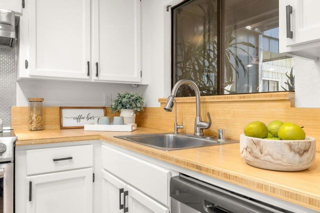 574 Spinnaker Court, Santa Cruz, CA 95062