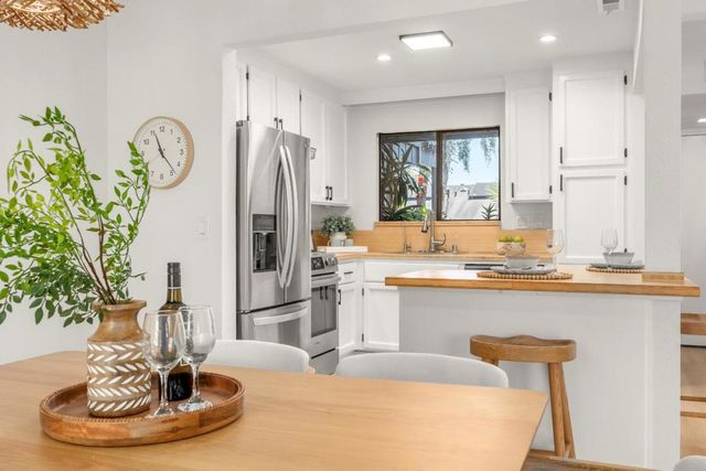 574 Spinnaker Court, Santa Cruz, CA 95062