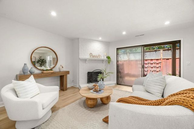 574 Spinnaker Court, Santa Cruz, CA 95062