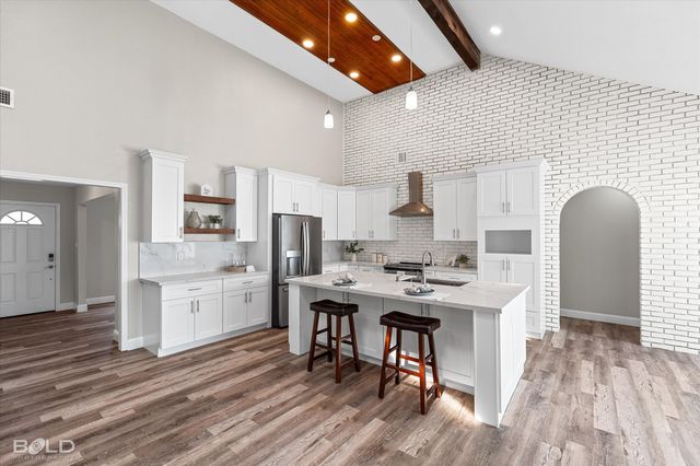 333 Greenacres Boulevard, Bossier City, LA 71111