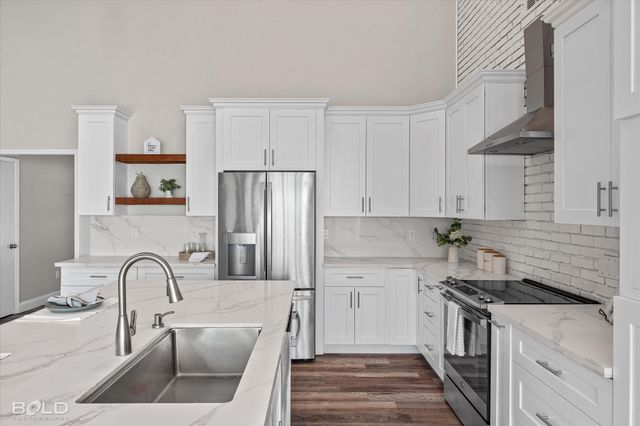 333 Greenacres Boulevard, Bossier City, LA 71111