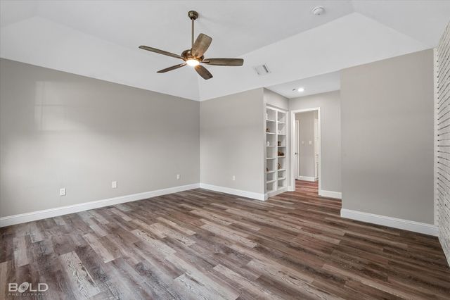 333 Greenacres Boulevard, Bossier City, LA 71111