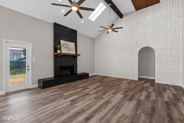 333 Greenacres Boulevard, Bossier City, LA 71111