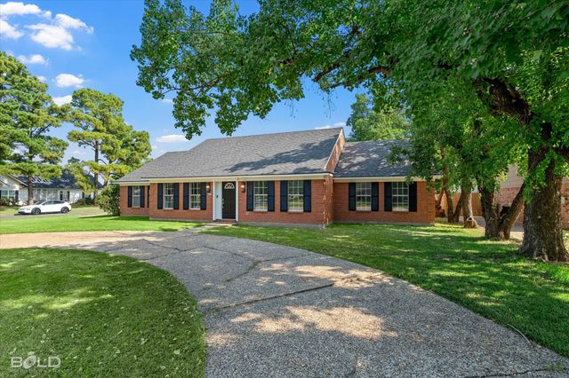 333 Greenacres Boulevard, Bossier City, LA 71111