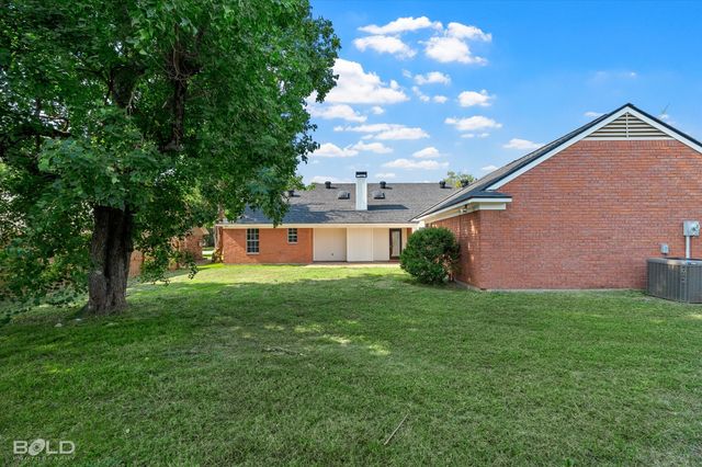 333 Greenacres Boulevard, Bossier City, LA 71111