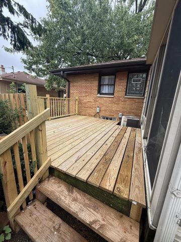N88W14926 Jefferson AVENUE, Menomonee Falls, WI 53051
