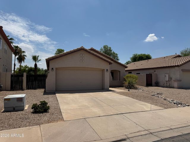 2575 E BROOKS Street, Gilbert, AZ 85296