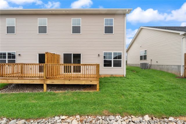 1555 Cypress Cove NW, Corydon, IN 47112