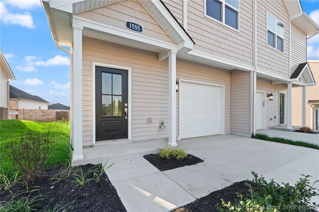 1555 Cypress Cove NW, Corydon, IN 47112