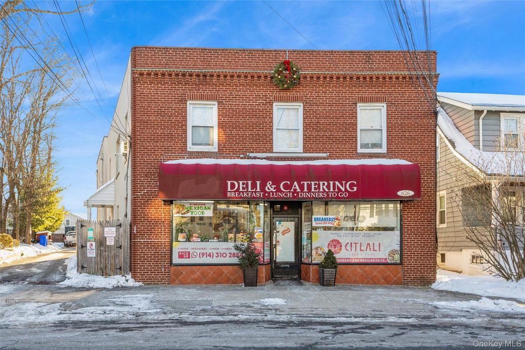 626 N Barry Avenue, Mamaroneck, NY 10543 — exterior