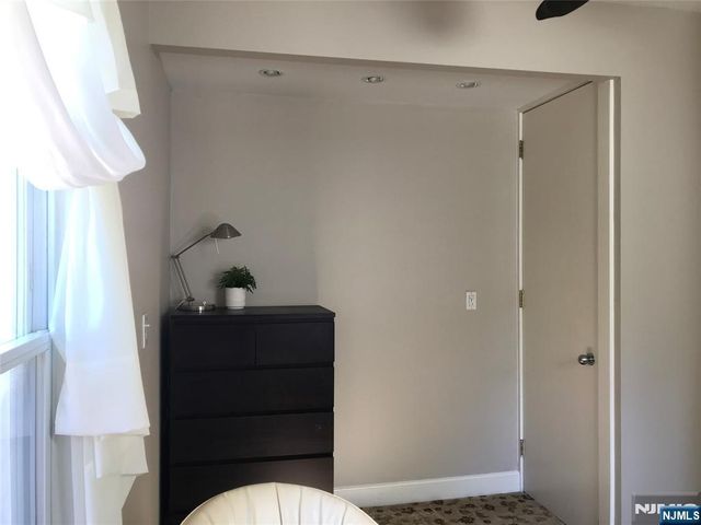 21-23 Union Place FL 2, Ridgefield Park, NJ 07660