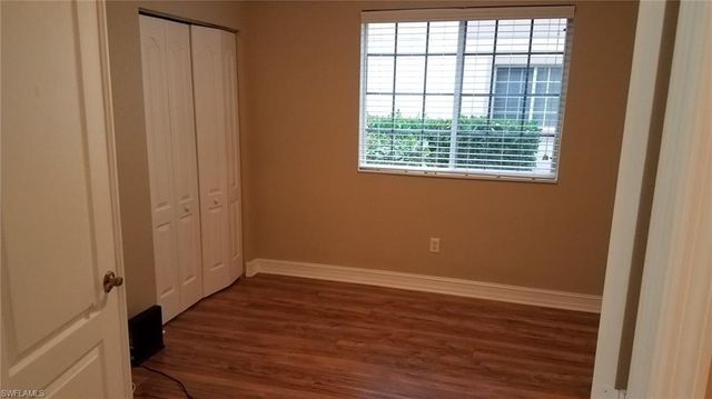670 Luisa LN 807-1, Naples, FL 34104