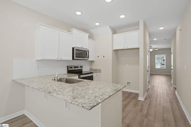 124 Brown Circle, Easley, SC 29642