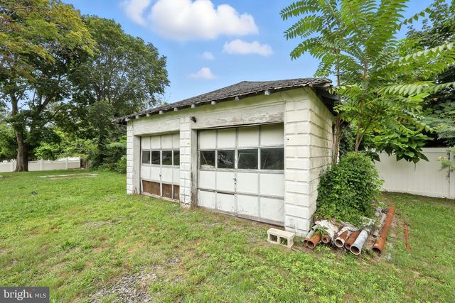 105 N CASS AVE, Minotola, NJ 08341