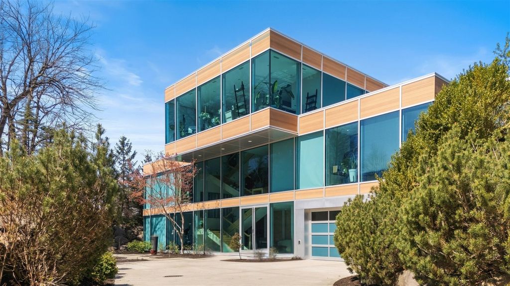 50005 High Point Lane, New Buffalo, MI 49117