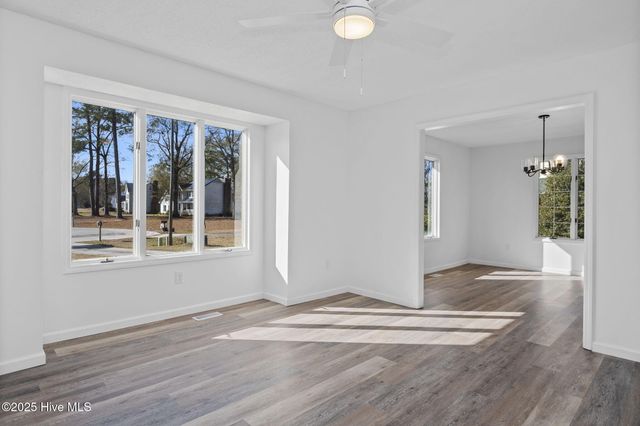 136 Kemberly Court, Jacksonville, NC 28540