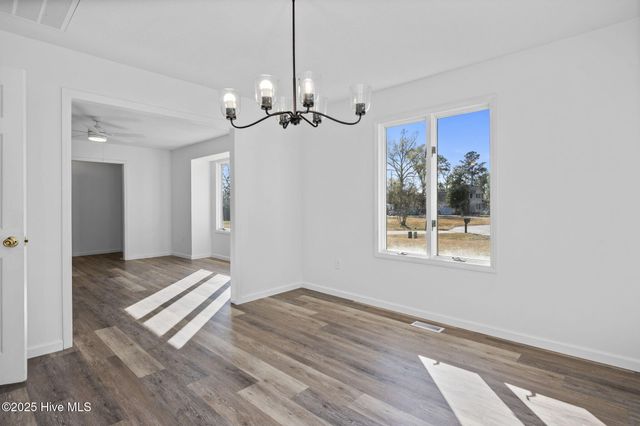 136 Kemberly Court, Jacksonville, NC 28540