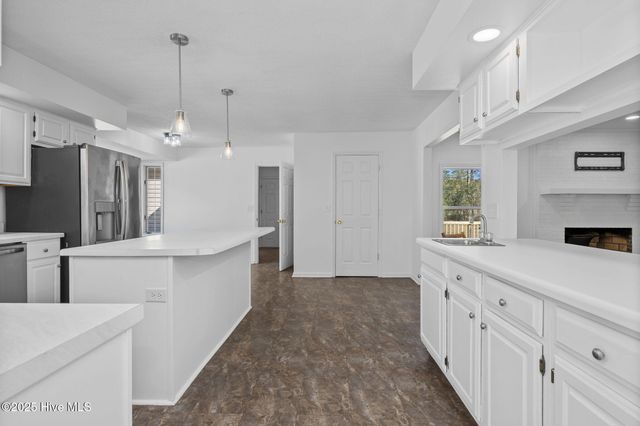 136 Kemberly Court, Jacksonville, NC 28540