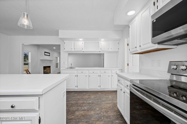 136 Kemberly Court, Jacksonville, NC 28540