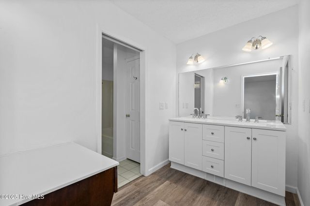 136 Kemberly Court, Jacksonville, NC 28540