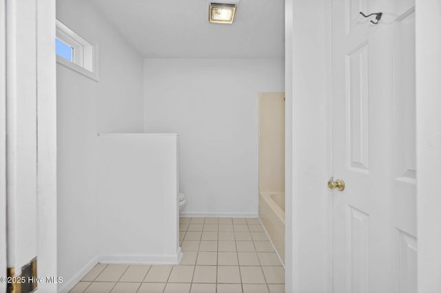 136 Kemberly Court, Jacksonville, NC 28540