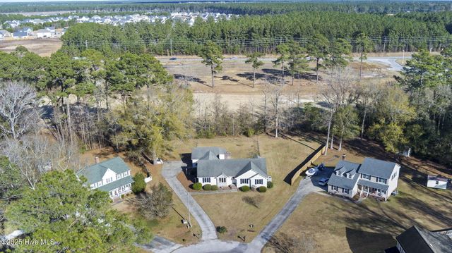 136 Kemberly Court, Jacksonville, NC 28540