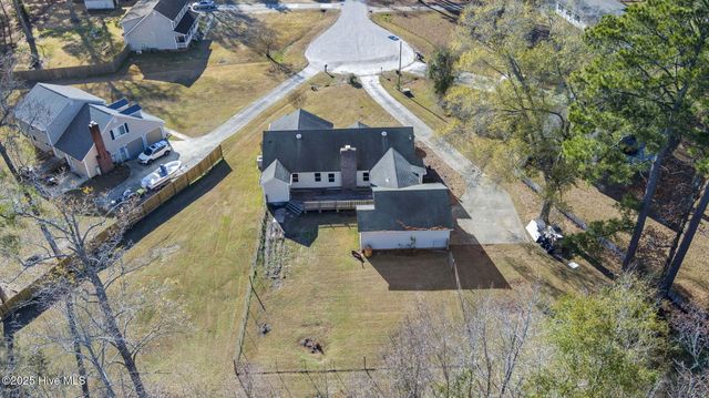 136 Kemberly Court, Jacksonville, NC 28540