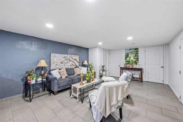 1405 Highland Street, Allentown City, PA 18102