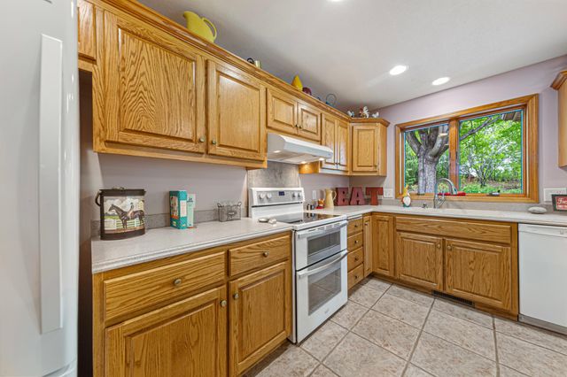 1508 Lockwood Drive, Northfield, MN 55057