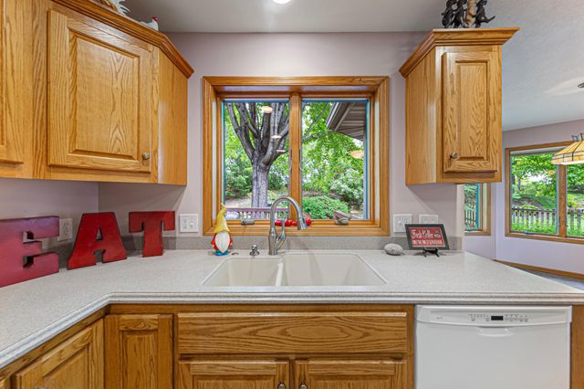 1508 Lockwood Drive, Northfield, MN 55057
