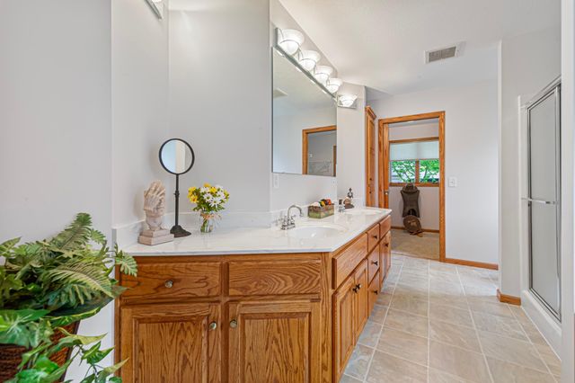 1508 Lockwood Drive, Northfield, MN 55057