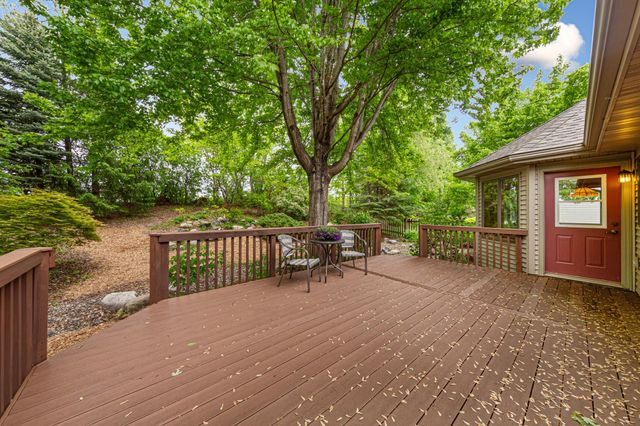 1508 Lockwood Drive, Northfield, MN 55057